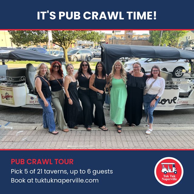 Real customer photo post: pub crawl group in front of the tuk tuk